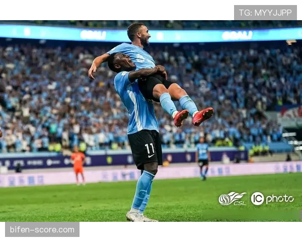 山东泰山主场不敌大连英博 跨赛季12场主场不败纪录终结